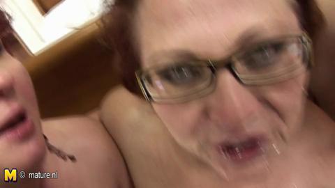 1065